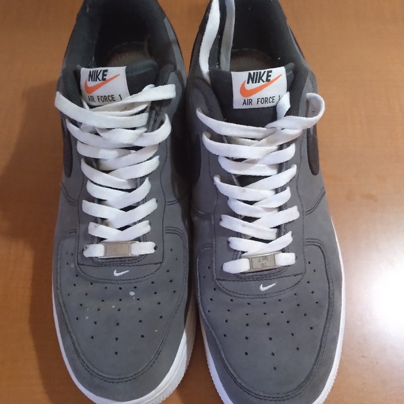 COPY - MEN'S USED NIKE AIR FORCE 1 SUEDE SHOES - Picture 5 of 12